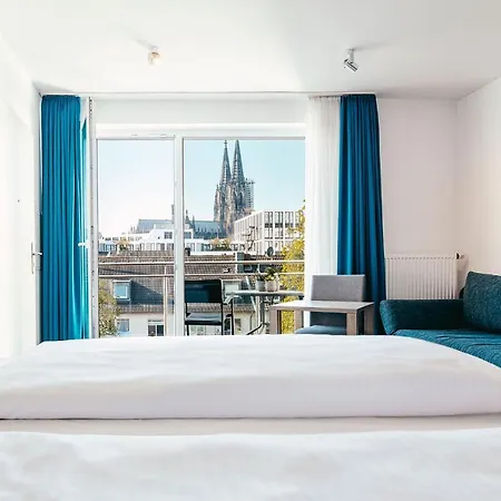 Haus Am Dom - Apartments Und Ferienwohnungen Kolonia Zewnętrze zdjęcie